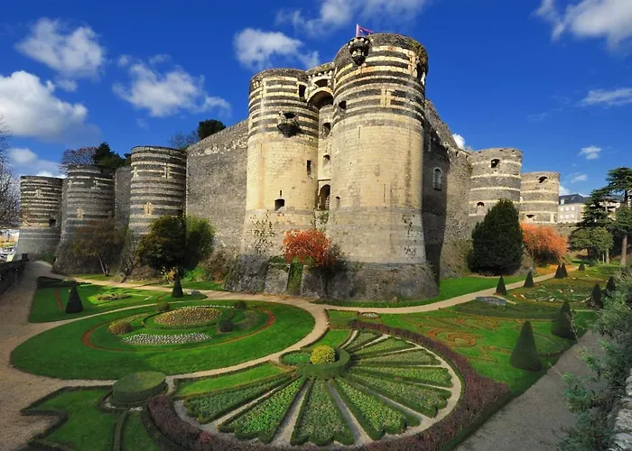 Hypercentre Calme Et Cosy, Impasse Saint Julien, 2eme Etage *